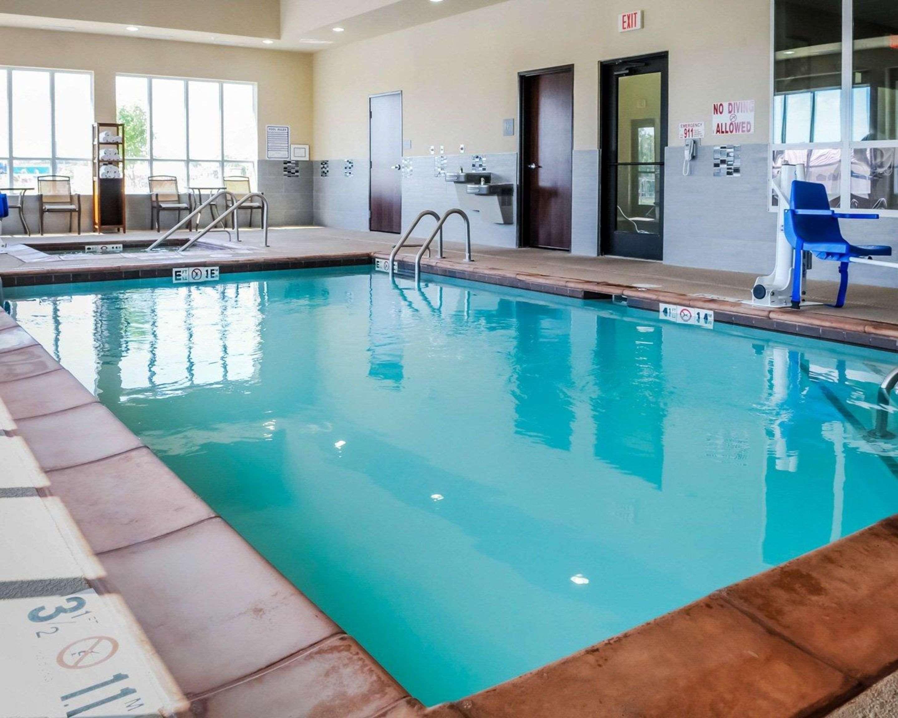 Comfort Inn & Suites ארטסיה מראה חיצוני תמונה